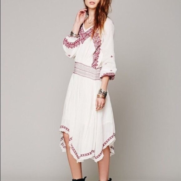 Free People Dresses & Skirts - Free People Embroidered Neo Folk Long Sleeve Dress